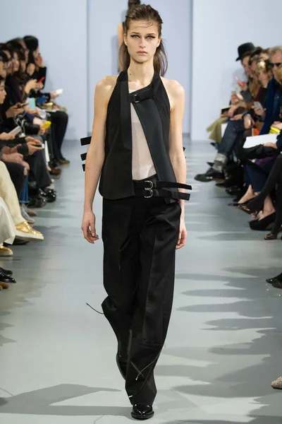 Look 22